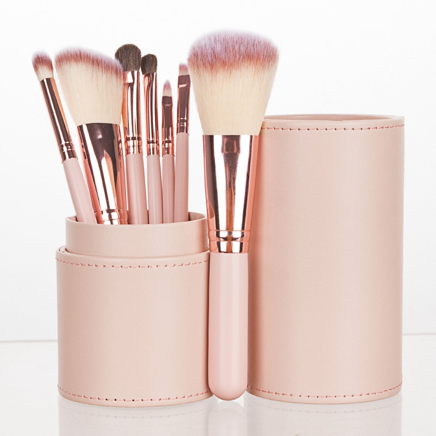 7 Makeup Brushes